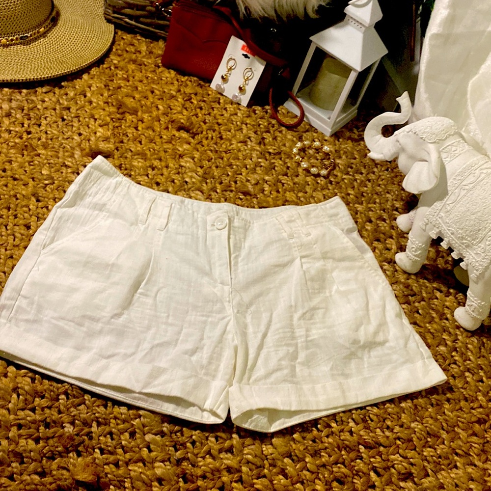 Event white Short